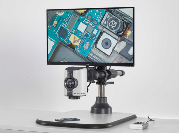 02-EVO_Cam_II_multi_axis_stand_electronics_768x572-600x447