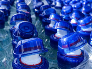 Enerygy-drinks-bottles-packaging-800x600-1-300x225